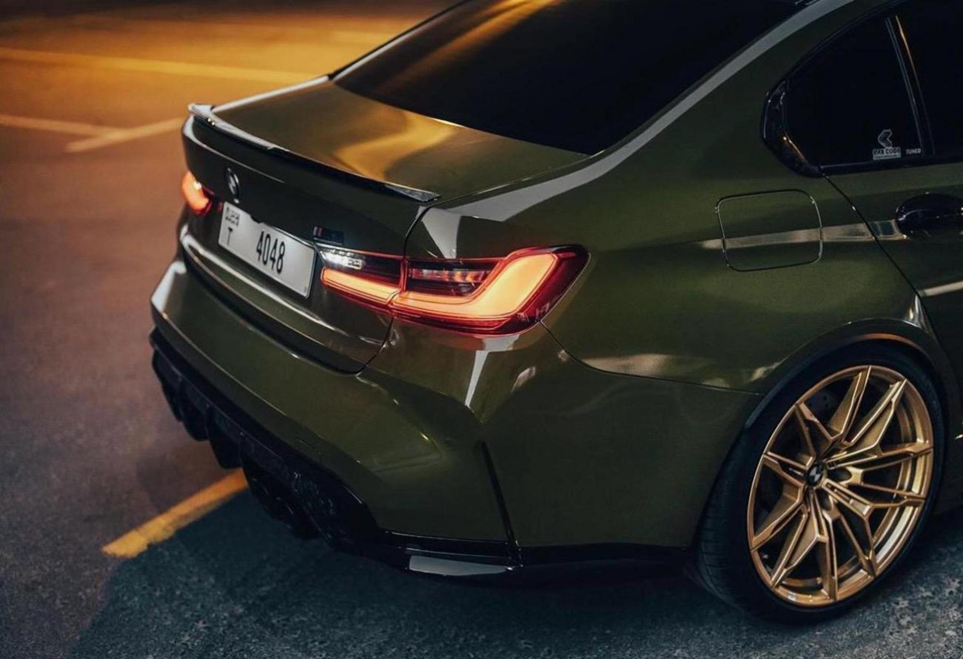 Голубой Land Rover Range Rover Sport Dynamic 2026